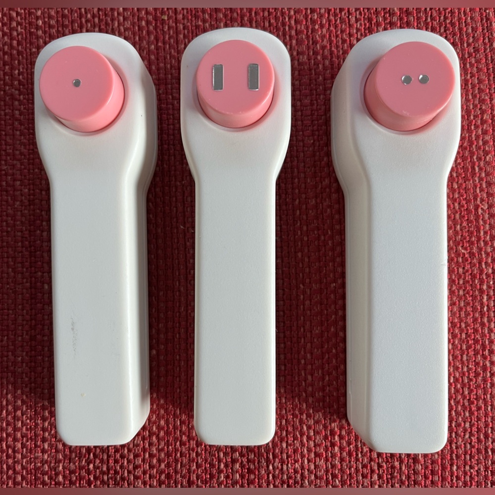 Jewelry card punches